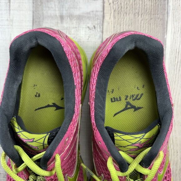 Mizuno Wave Precision 13 Women's Size 9 Running Shoes Athletic Sneakers Pink - Picture 9 of 13